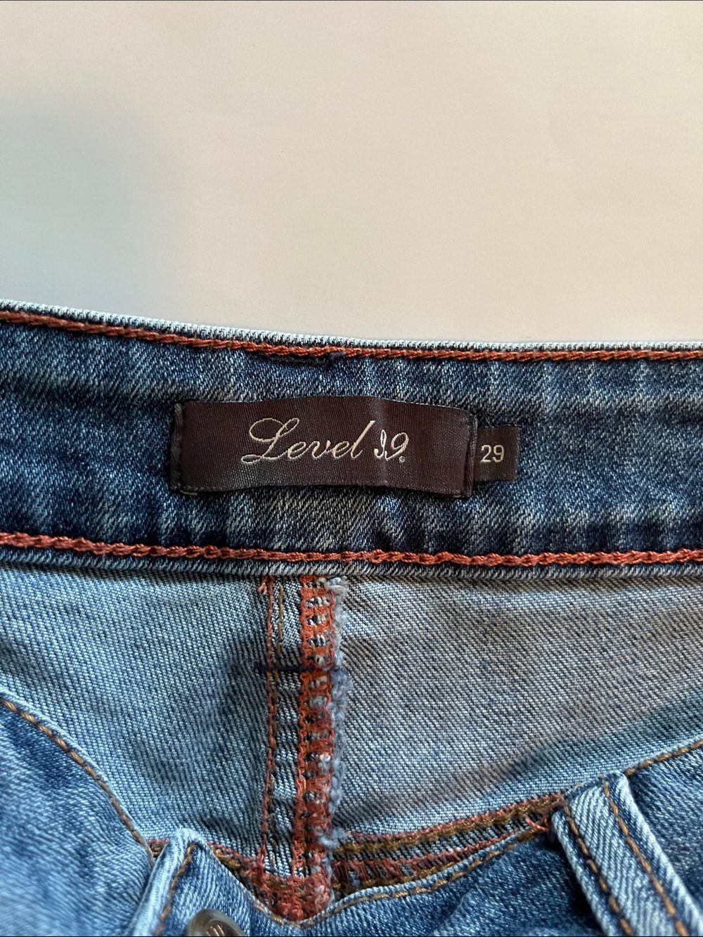 Level 99 Mid Rise Shorts Size 29 - Picture 9 of 16